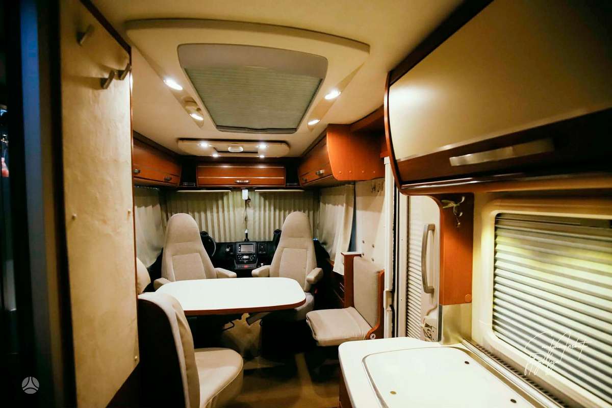 Hymer 674, campers