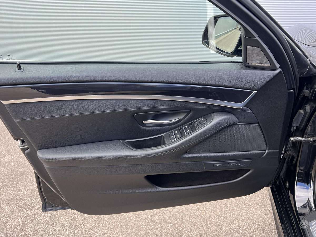 BMW 525, 2.0 l., Универсал