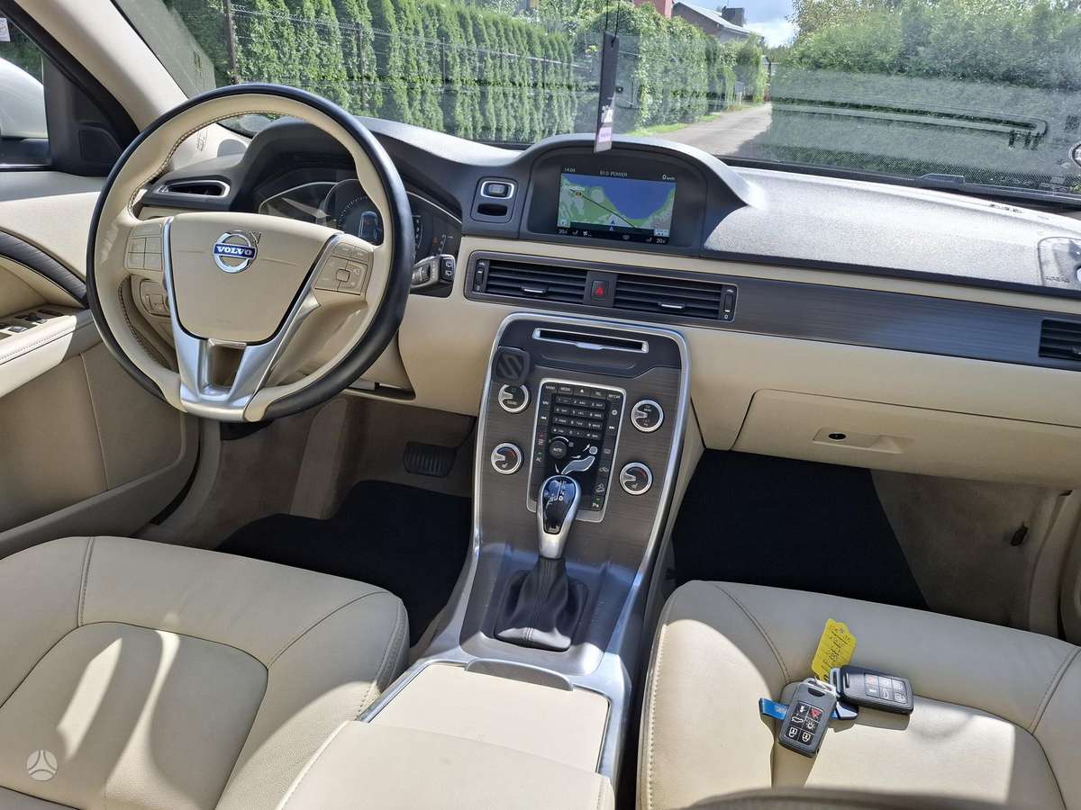 Volvo XC70 - 12