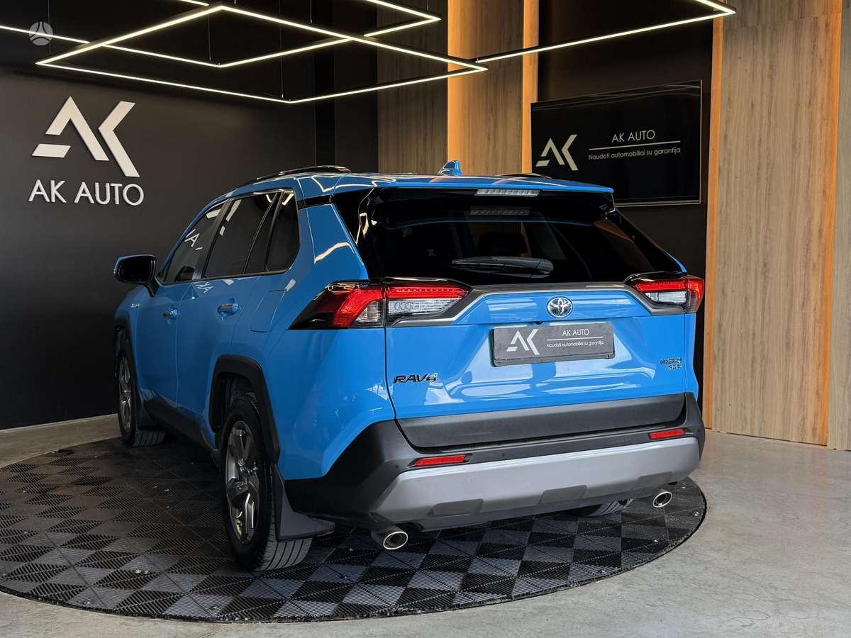 Toyota RAV4 - 9