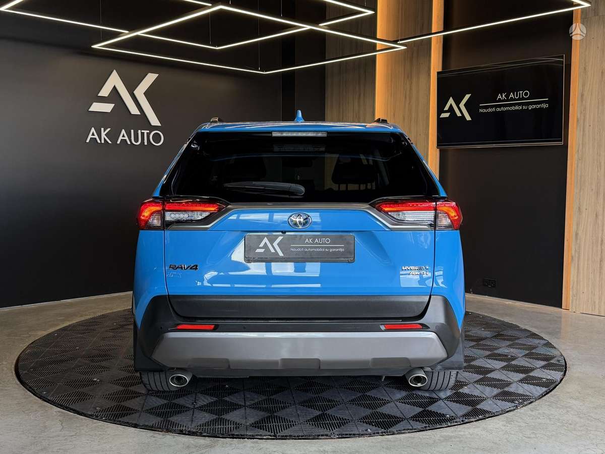 Toyota RAV4 - 10