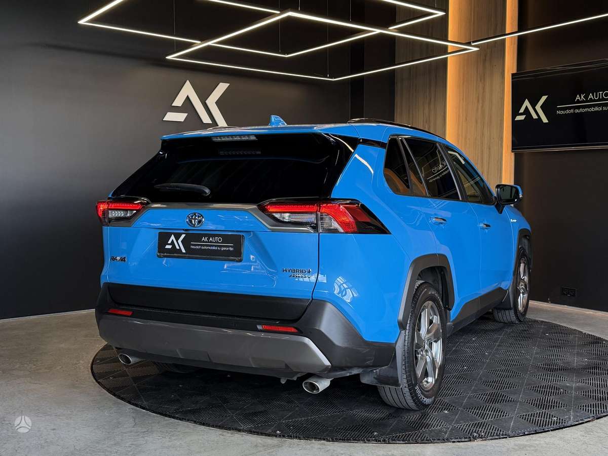 Toyota RAV4 - 11