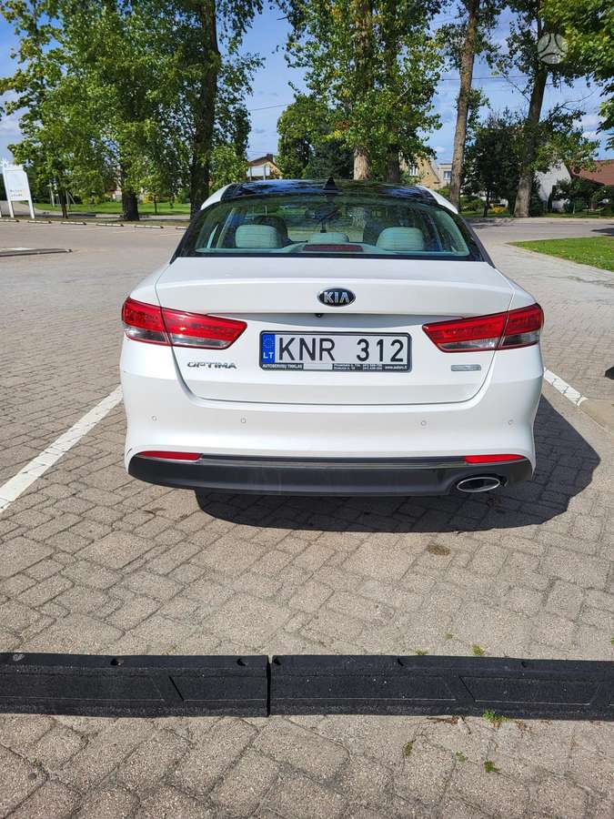 Kia Optima, 1.7 l., Седан