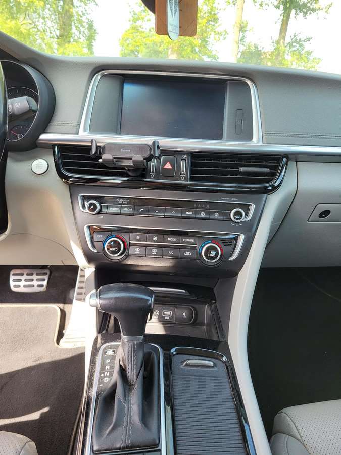 Kia Optima, 1.7 l., Седан