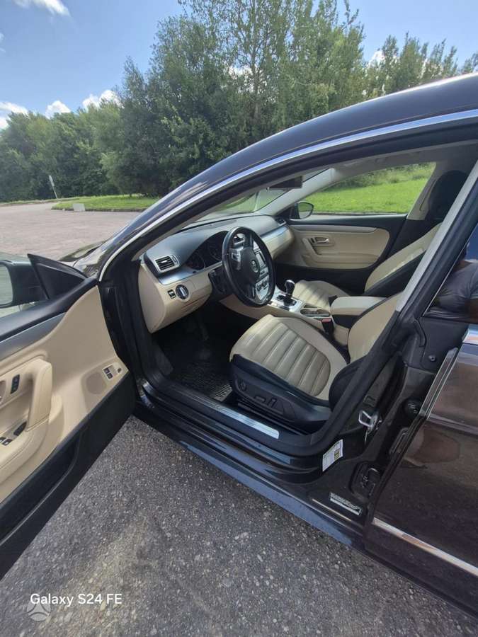 Volkswagen CC - 9