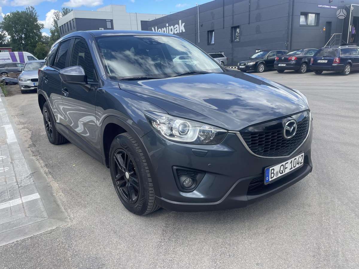 Mazda CX-5, 2.2 l., off-road / crossover