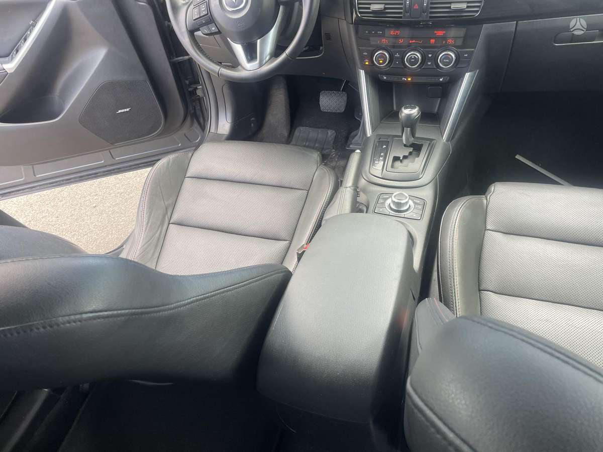Mazda CX-5, 2.2 l., Внедорожник / Кроссовер