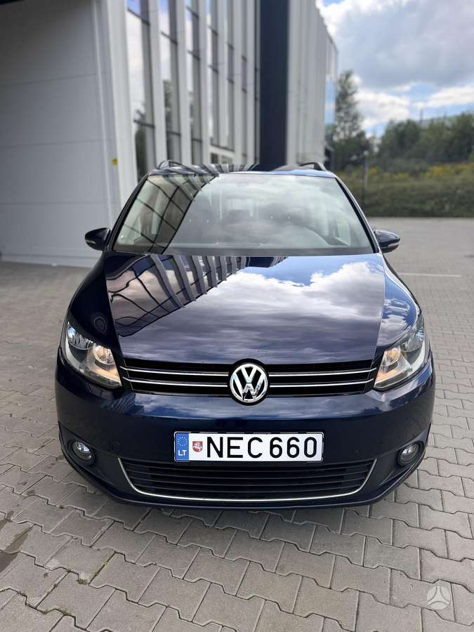 Volkswagen Touran - 3
