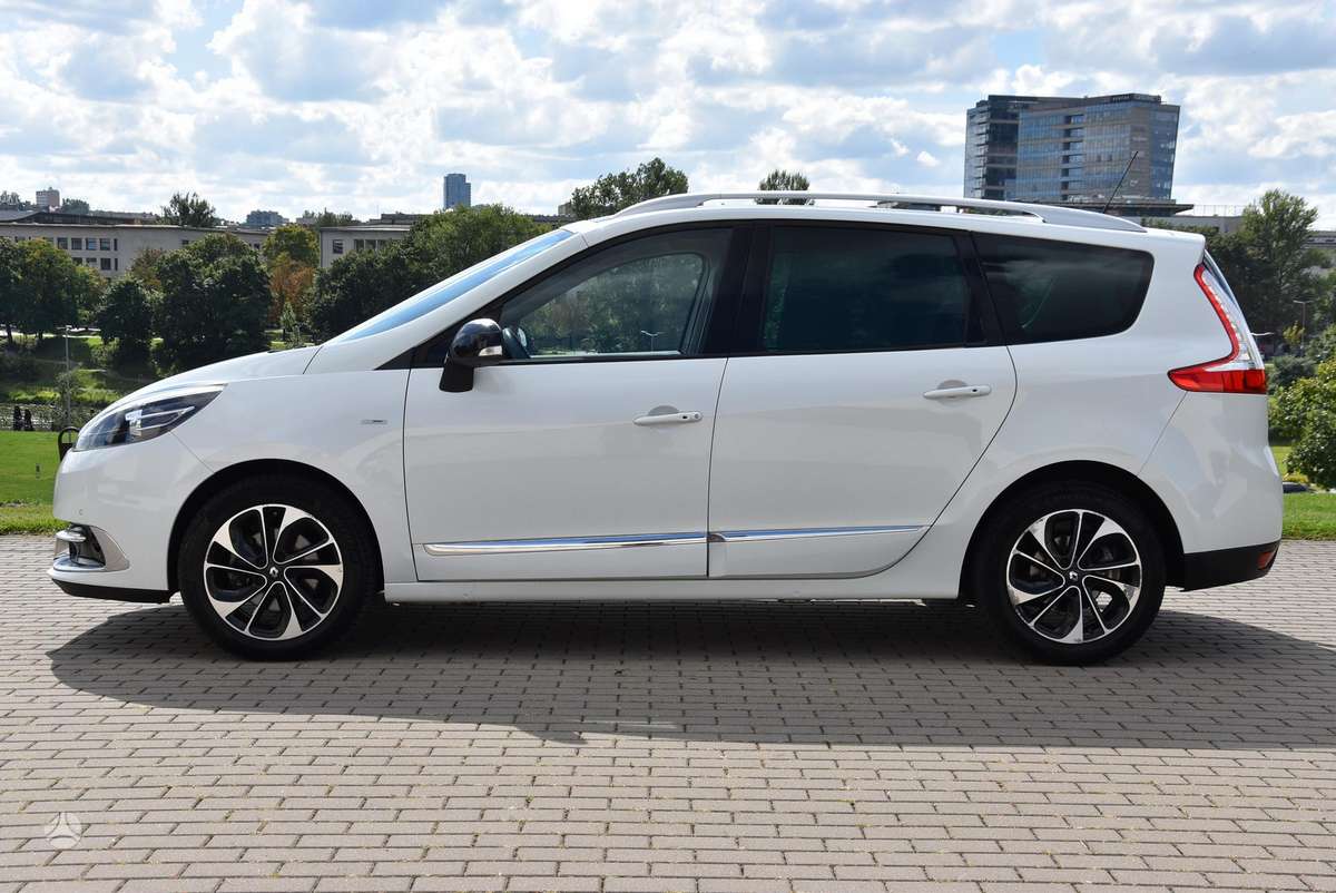 Renault Grand Scenic - 4