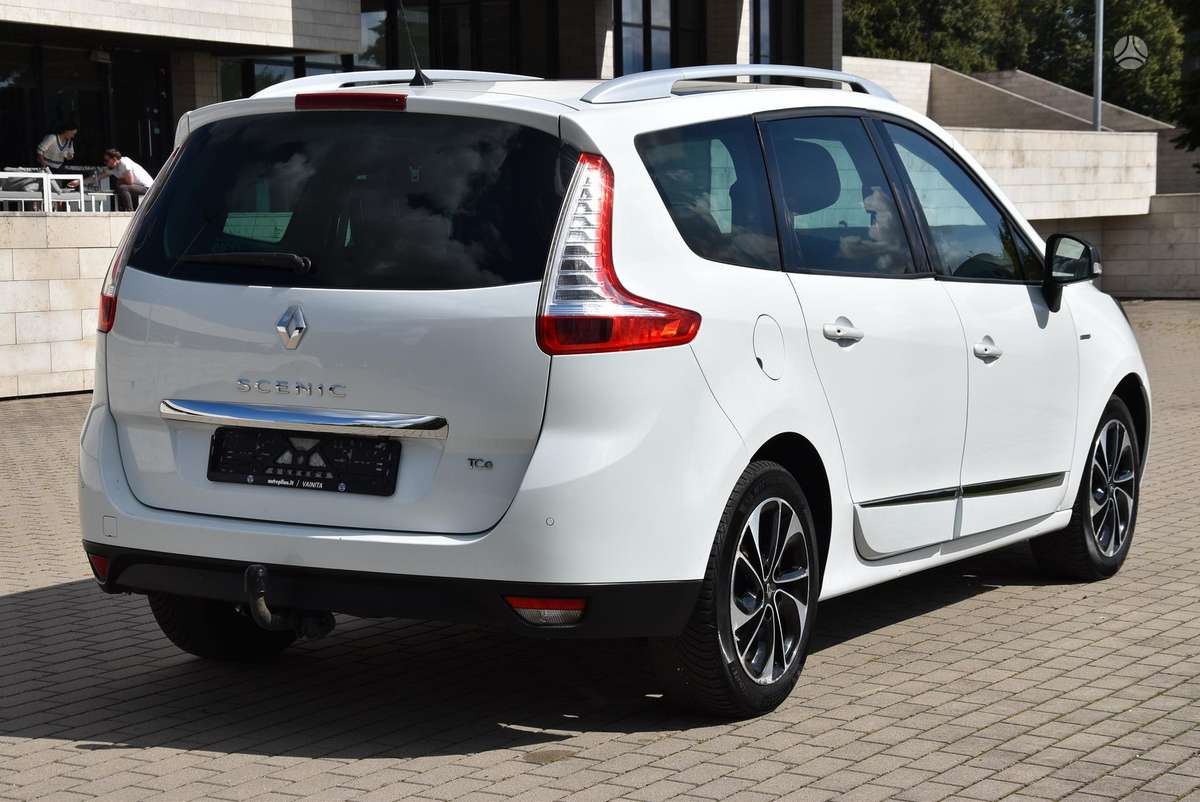 Renault Grand Scenic - 8