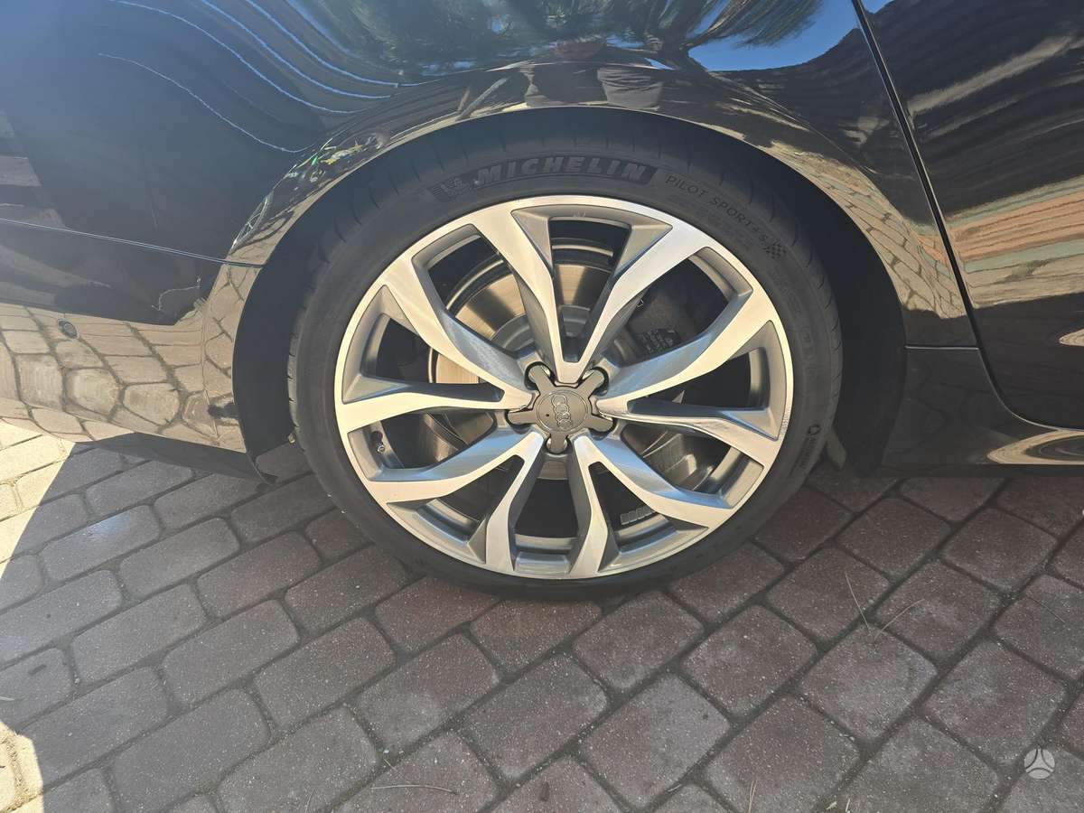 Audi A6, 3.0 l., wagon