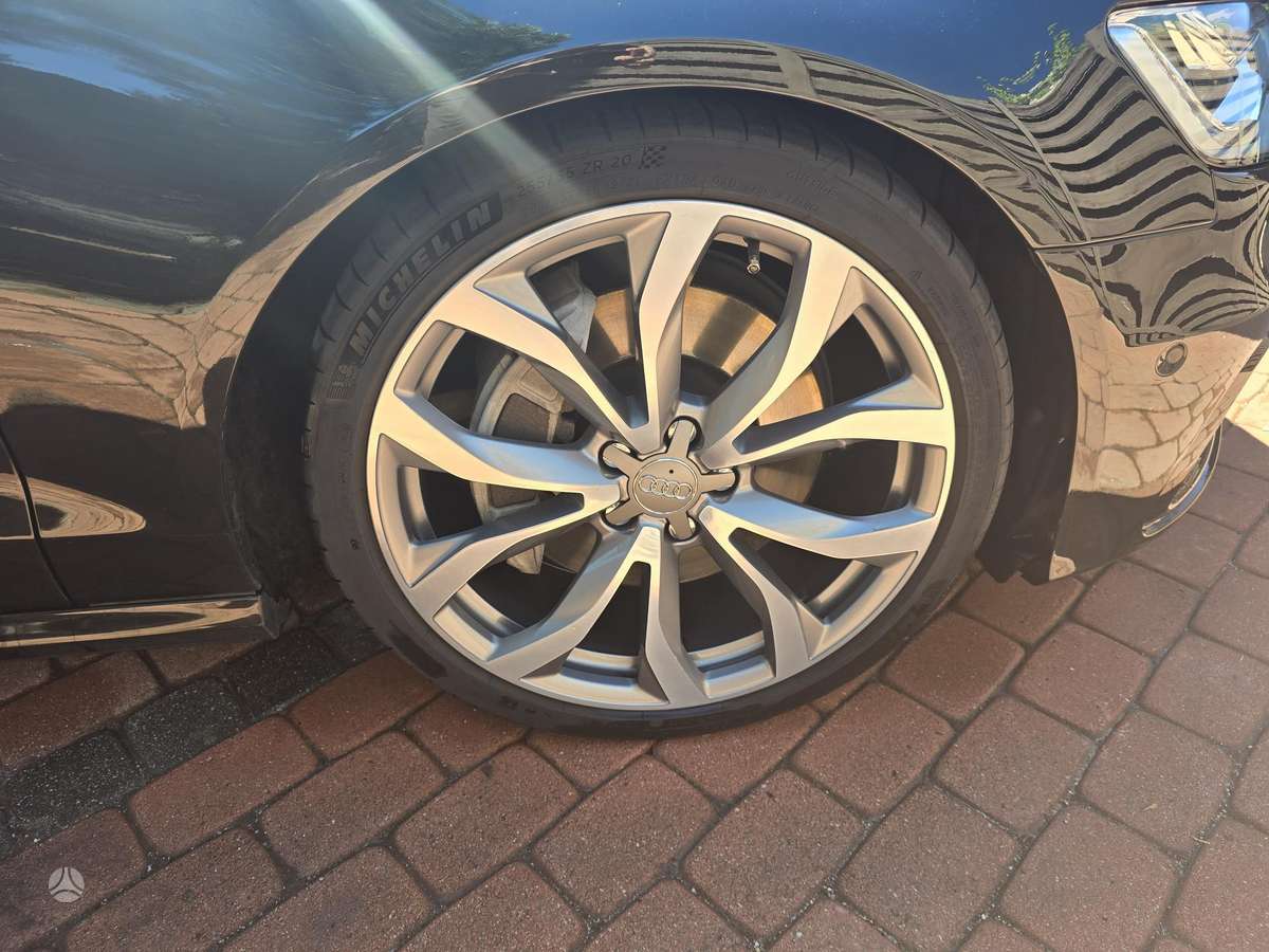 Audi A6, 3.0 l., universalas