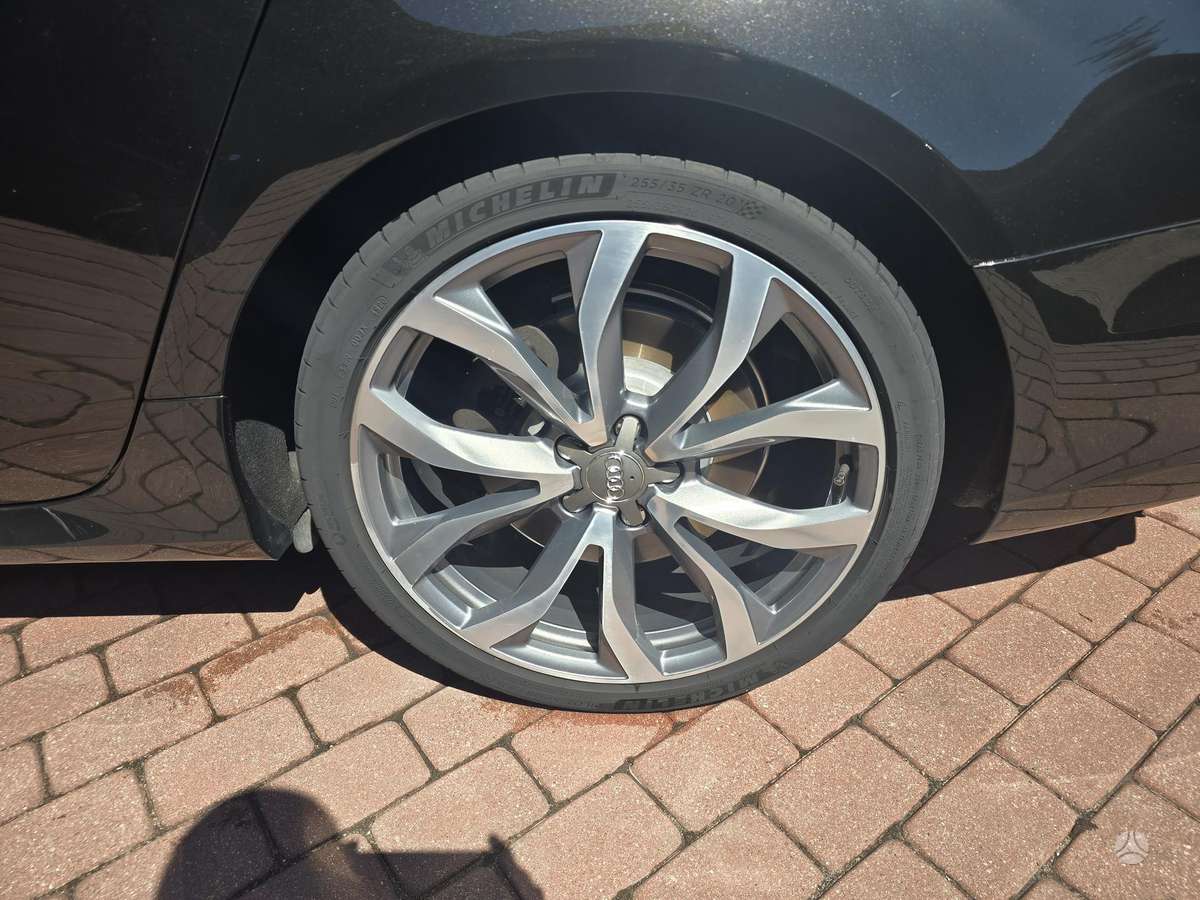 Audi A6, 3.0 l., universalas