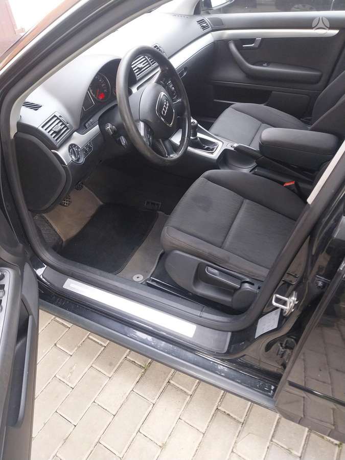 Audi A4, 2.0 l., Седан