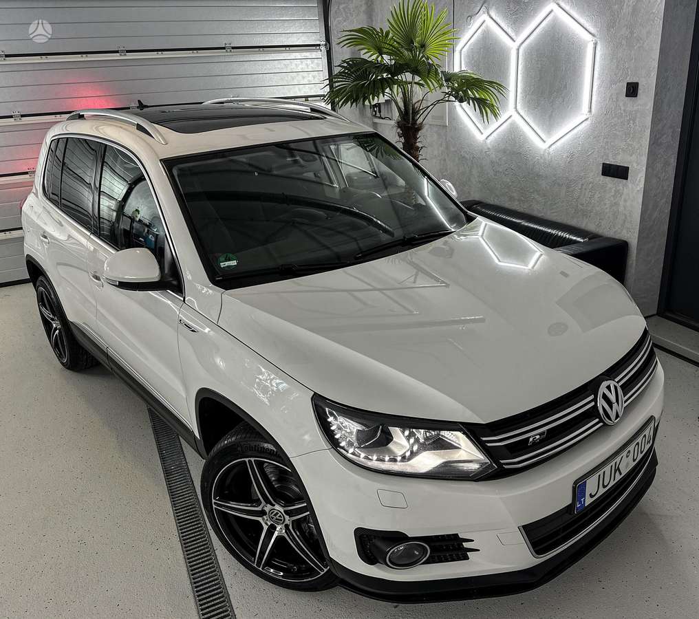 Volkswagen Tiguan - 9