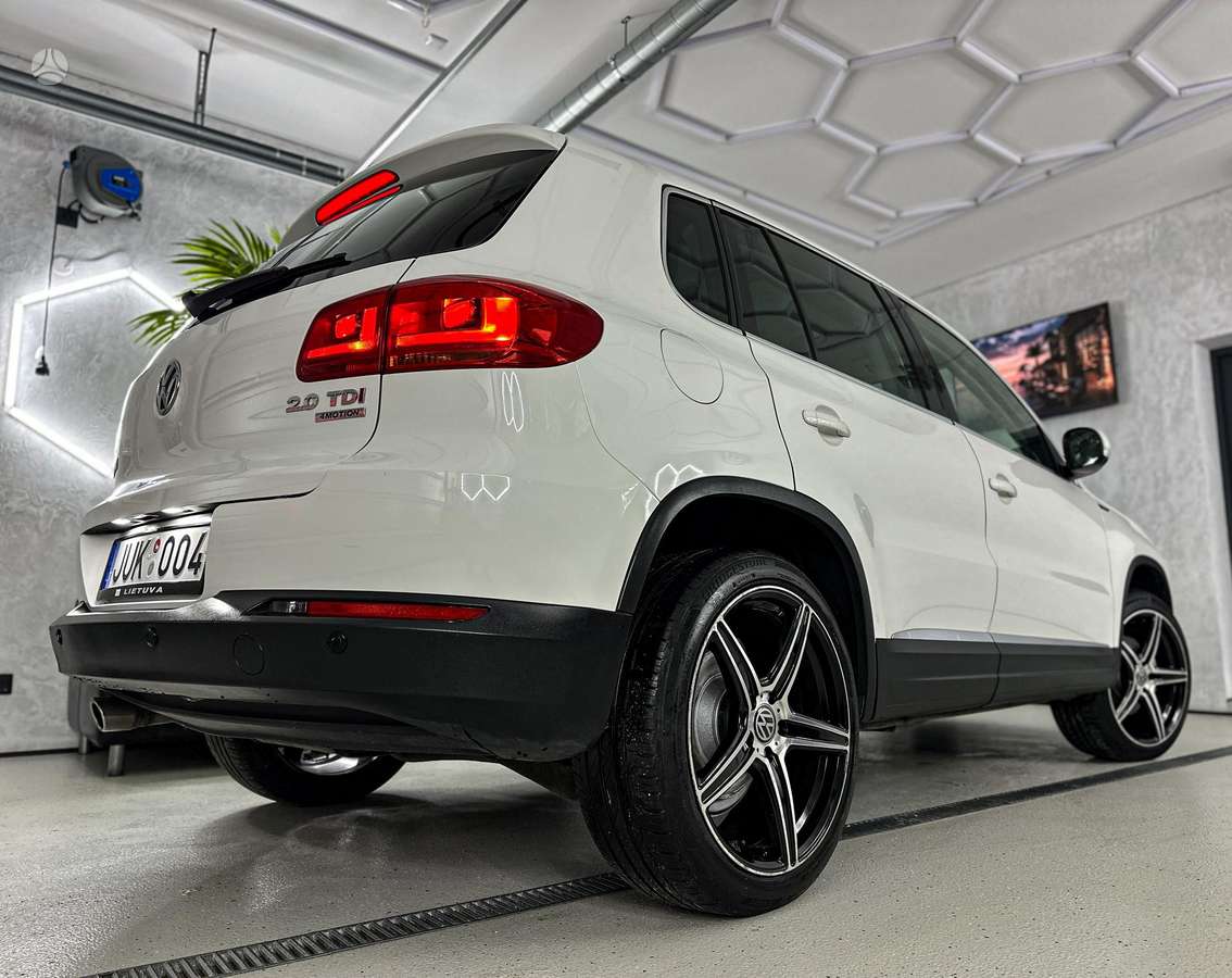 Volkswagen Tiguan - 6