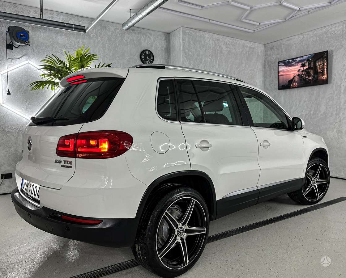 Volkswagen Tiguan - 3