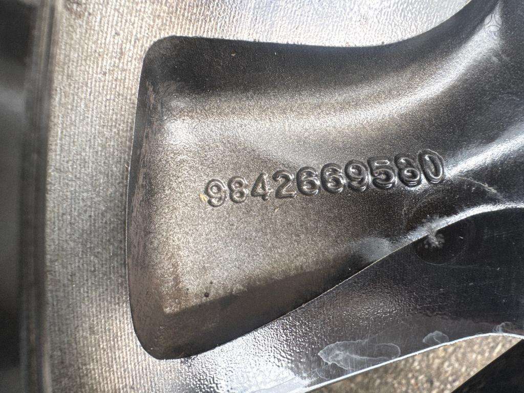 Peugeot 3008, light alloy, R19