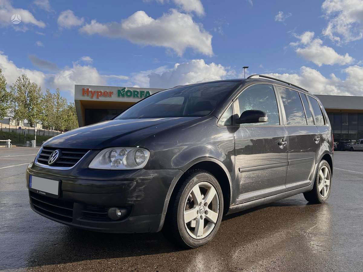 Volkswagen Touran - 8