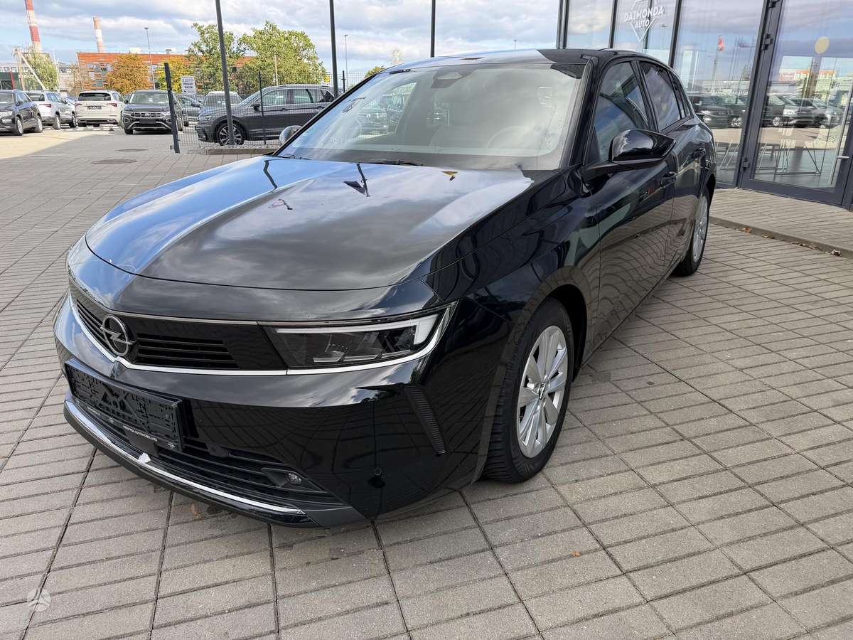 Opel Astra, 1.2 l., Хэтчбек