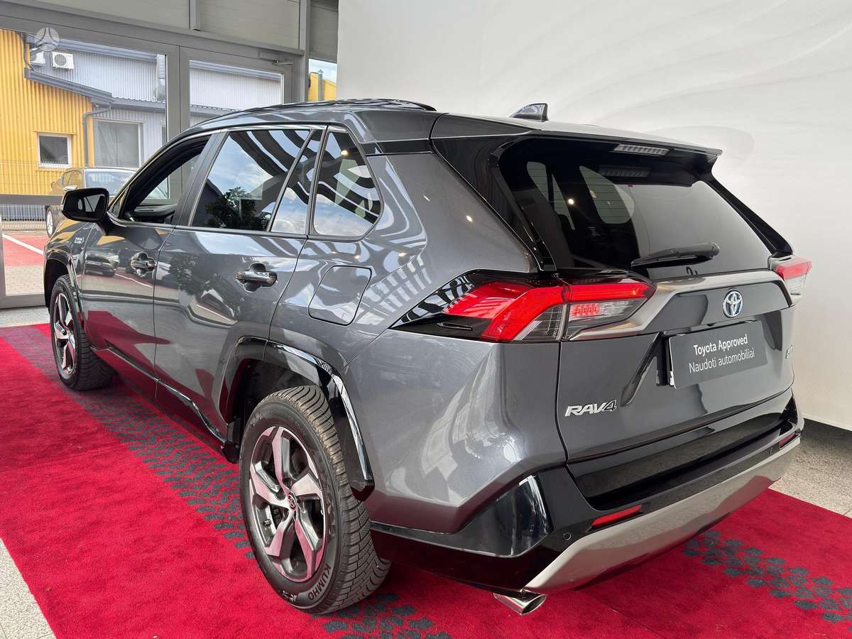 Toyota RAV4 - 4