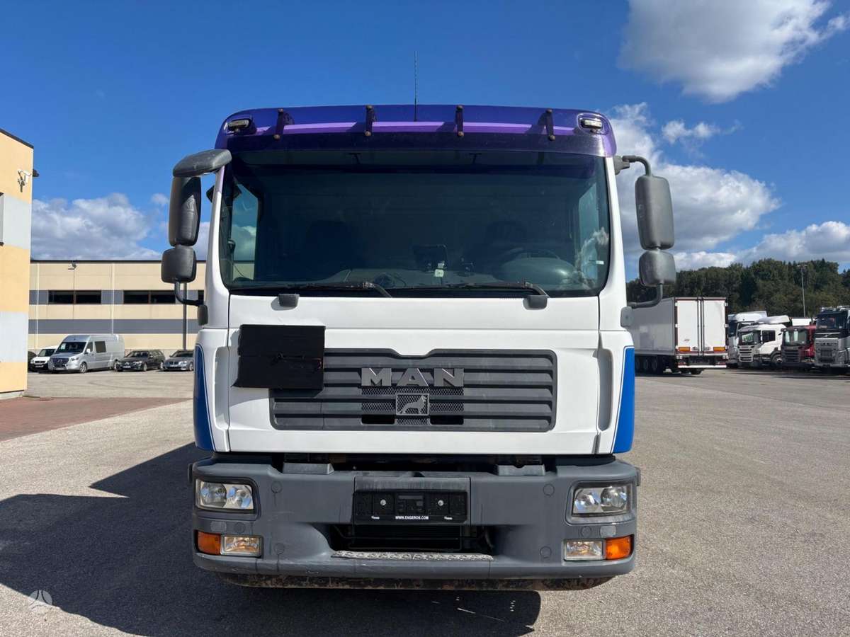 MAN TGM 15.240, autocisternos