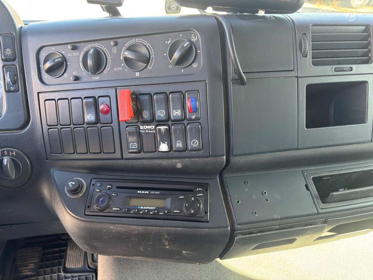 MAN TGM 15.240, autocisternos