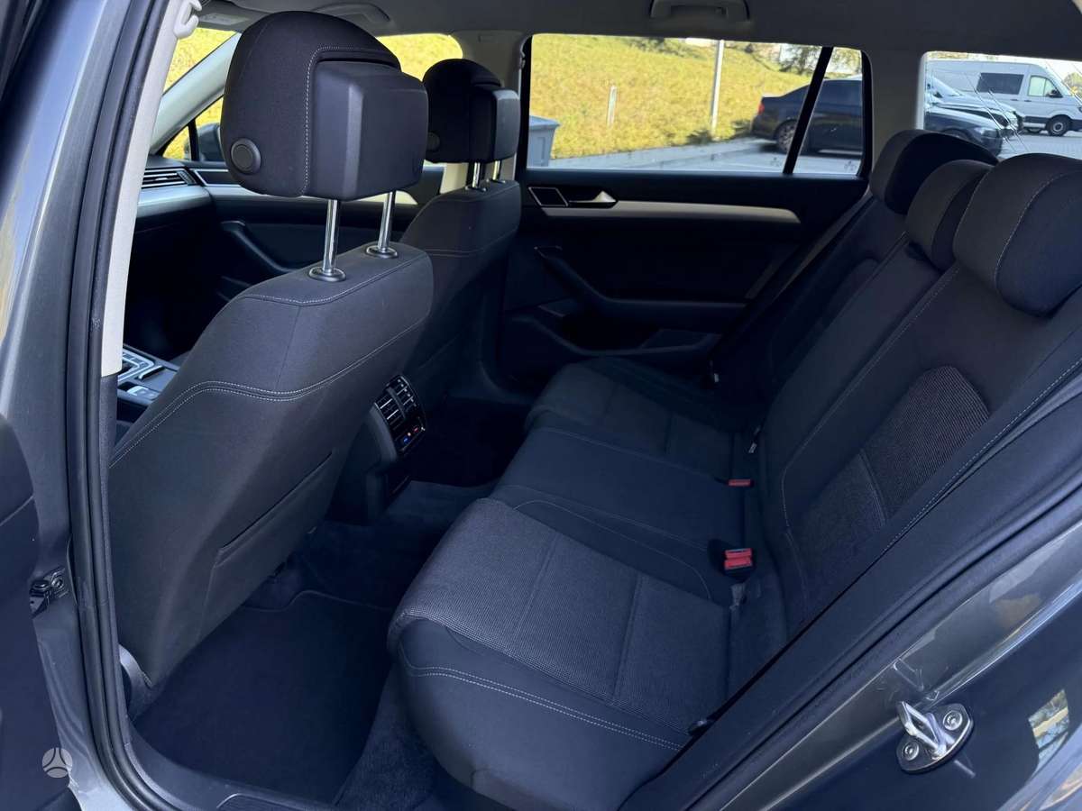 Volkswagen Passat, 2.0 l., Универсал