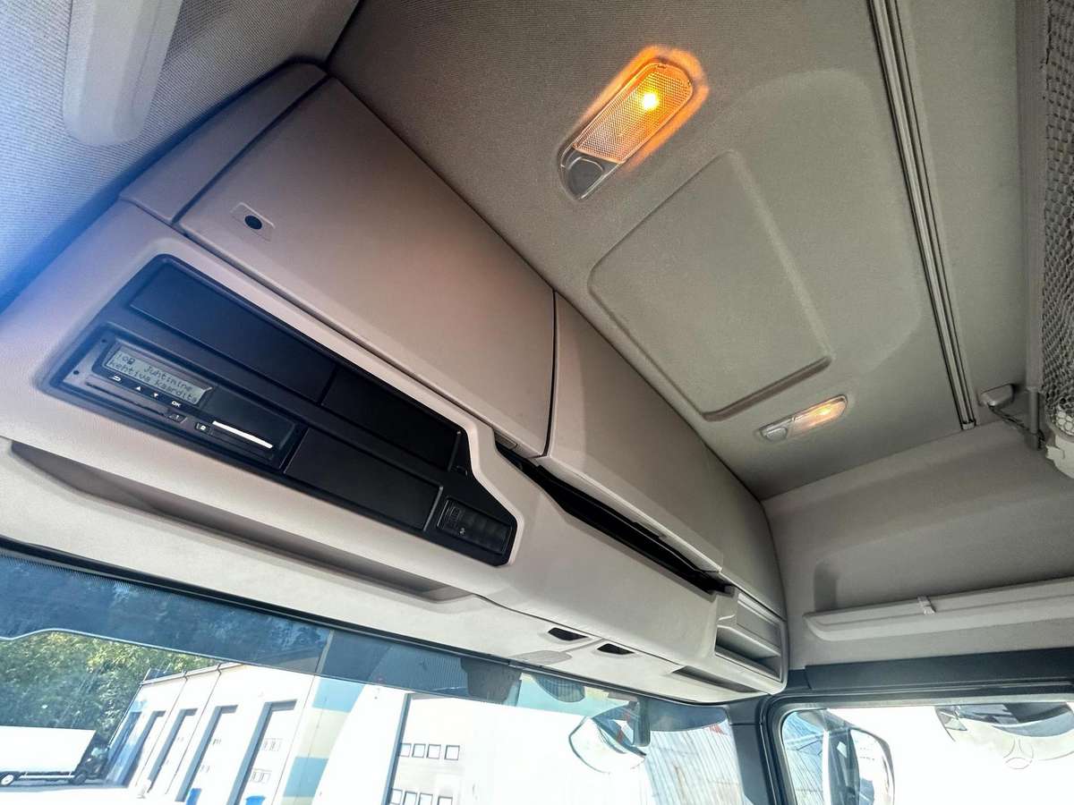 Scania R500, double sleeper