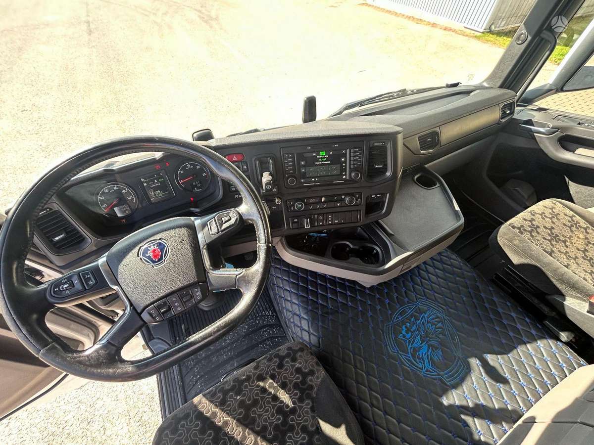 Scania R500, double sleeper