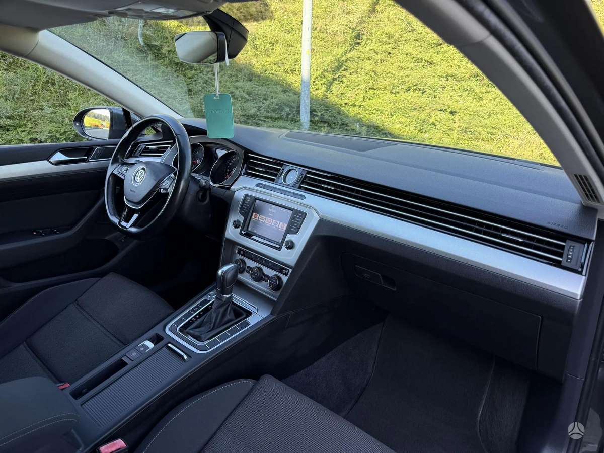 Volkswagen Passat, 2.0 l., Универсал