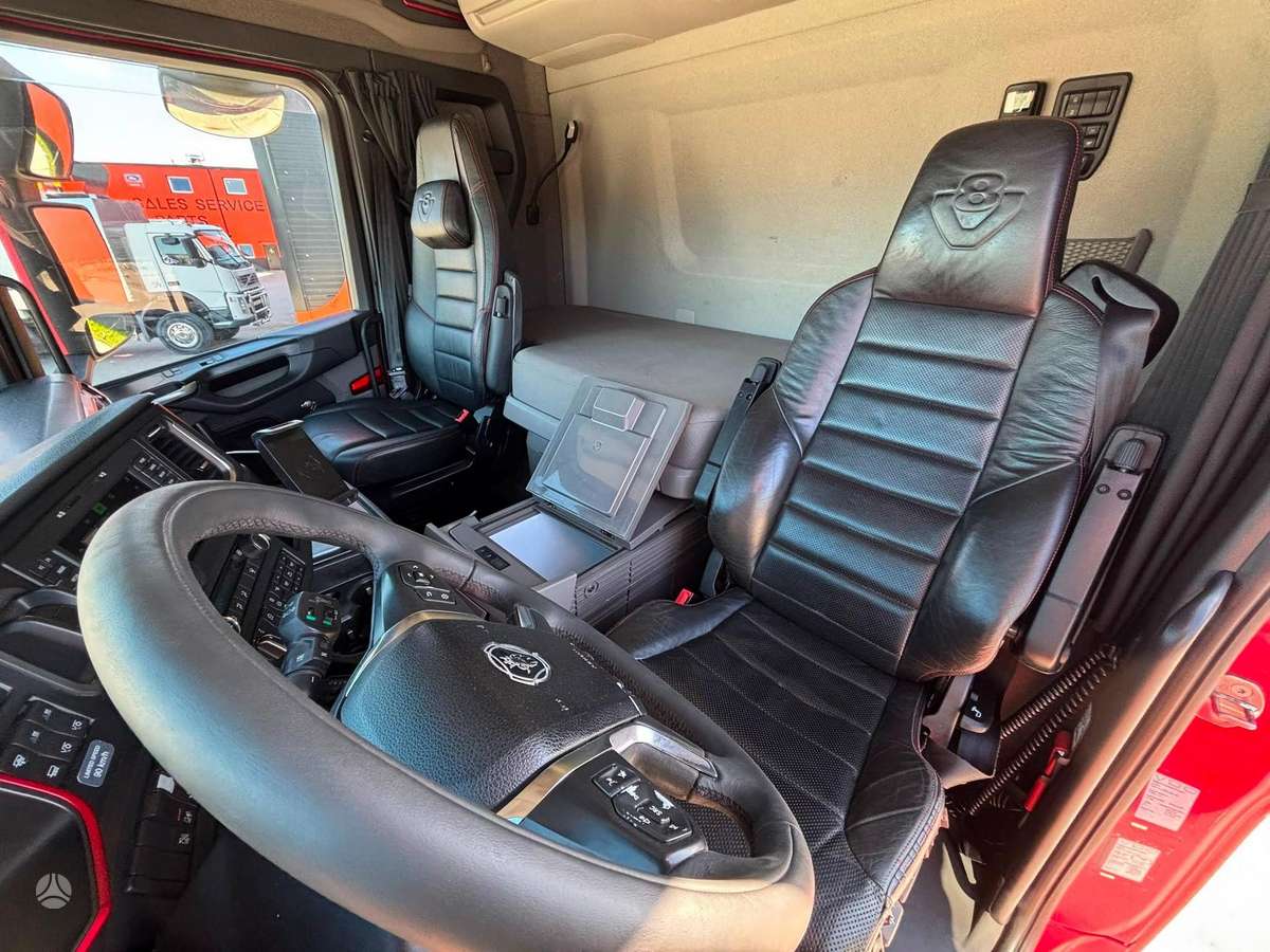 Scania S 730 6x2, hooklift trucks