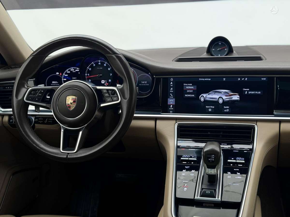 Porsche Panamera, 3.0 l., hatchback