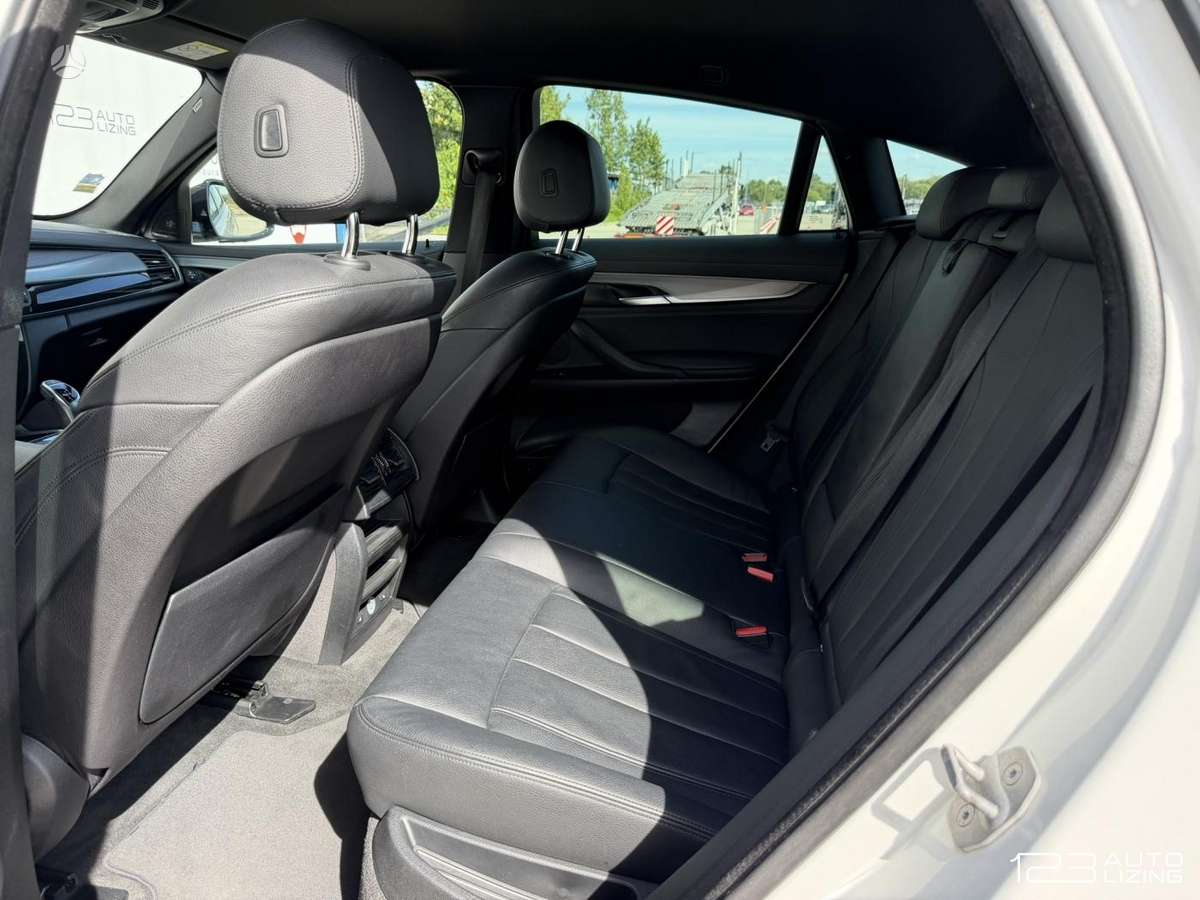 BMW X6, 3.0 l., hatchback