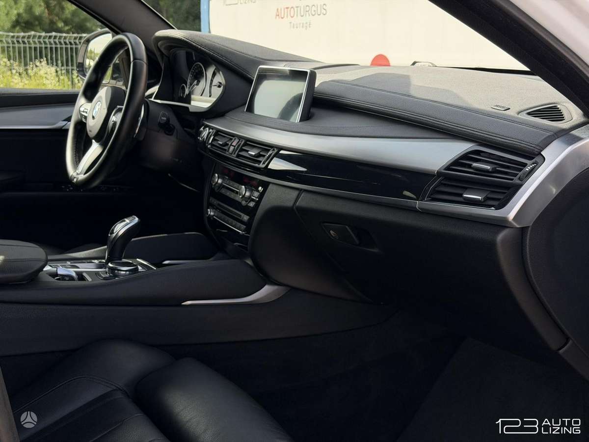 BMW X6, 3.0 l., hatchback