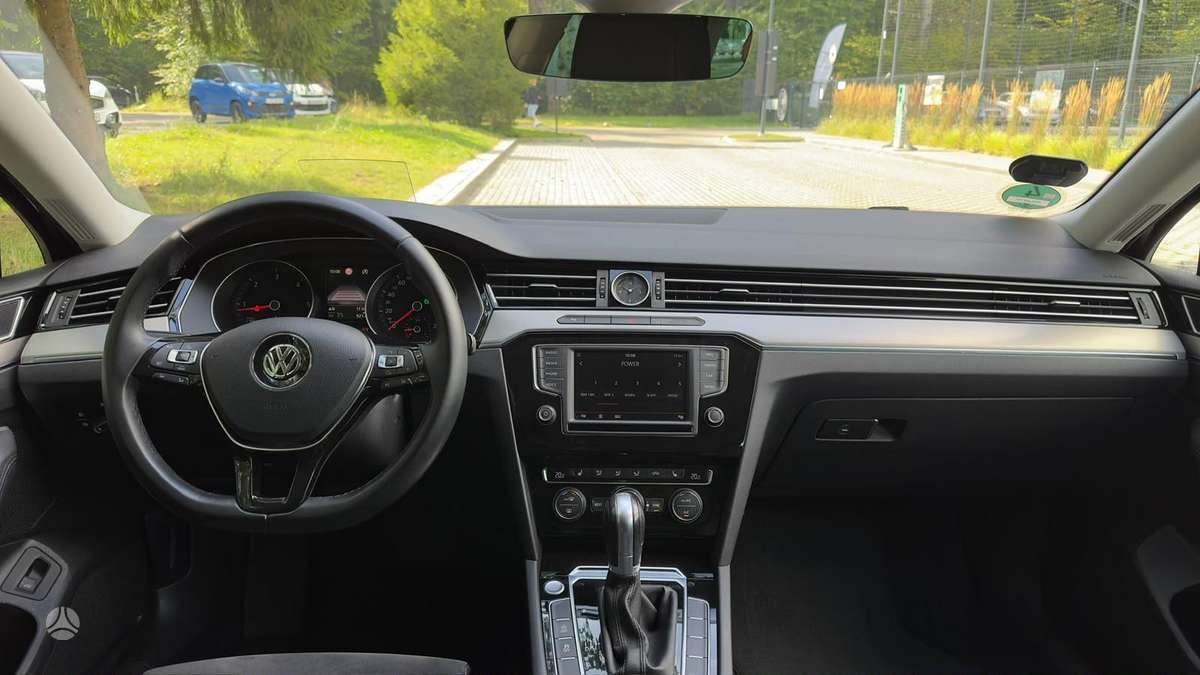 Volkswagen Passat, 2.0 l., Универсал