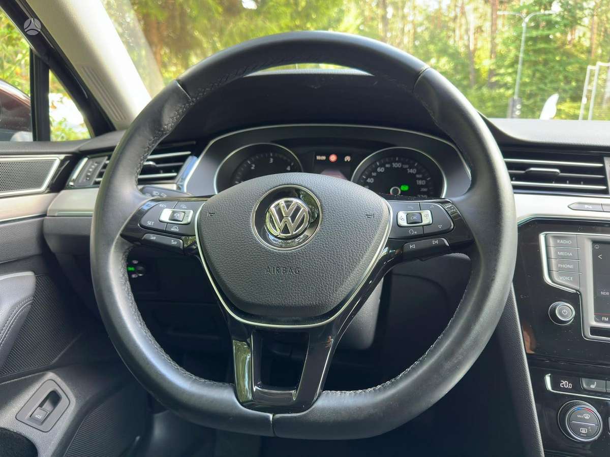 Volkswagen Passat, 2.0 l., Универсал
