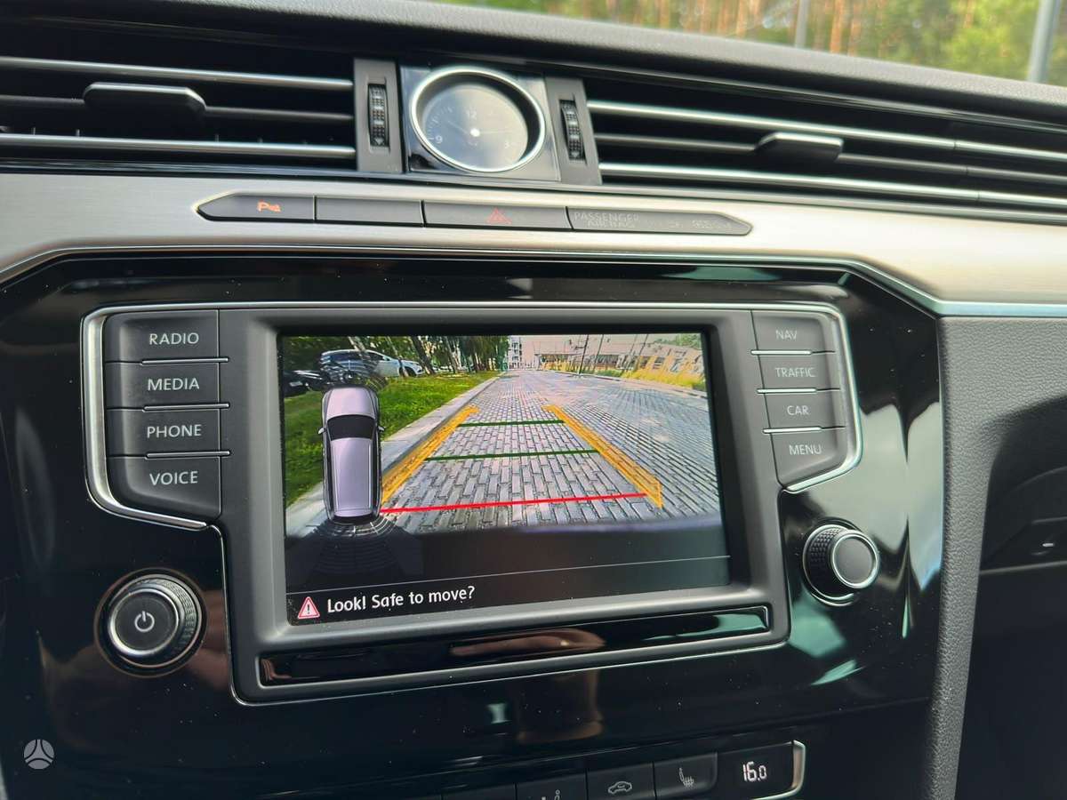 Volkswagen Passat, 2.0 l., Универсал