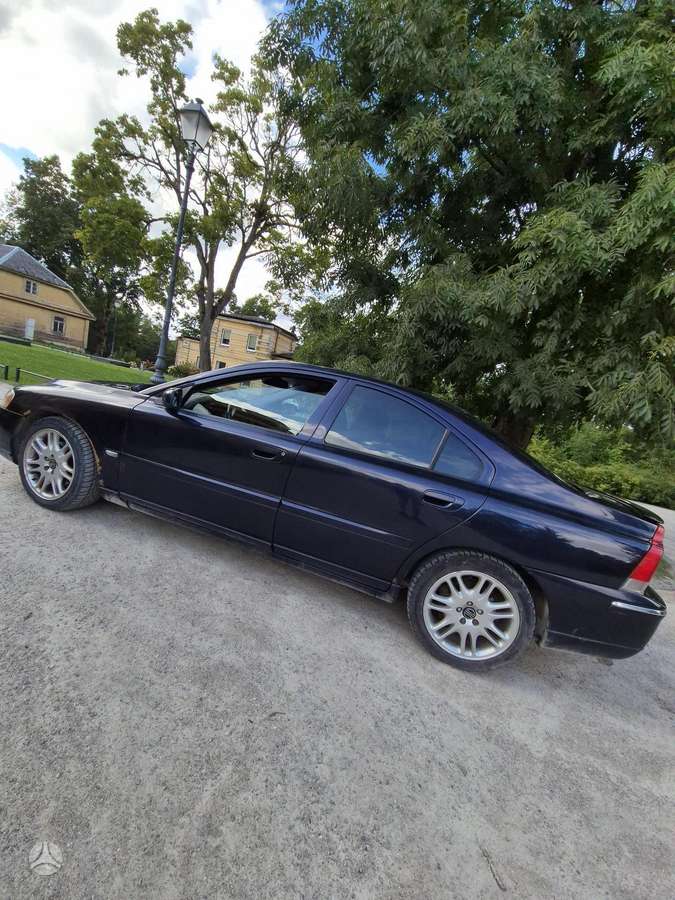 Volvo S60, 2.4 l., Седан