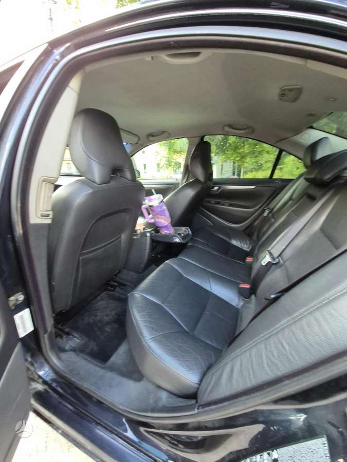 Volvo S60, 2.4 l., Седан