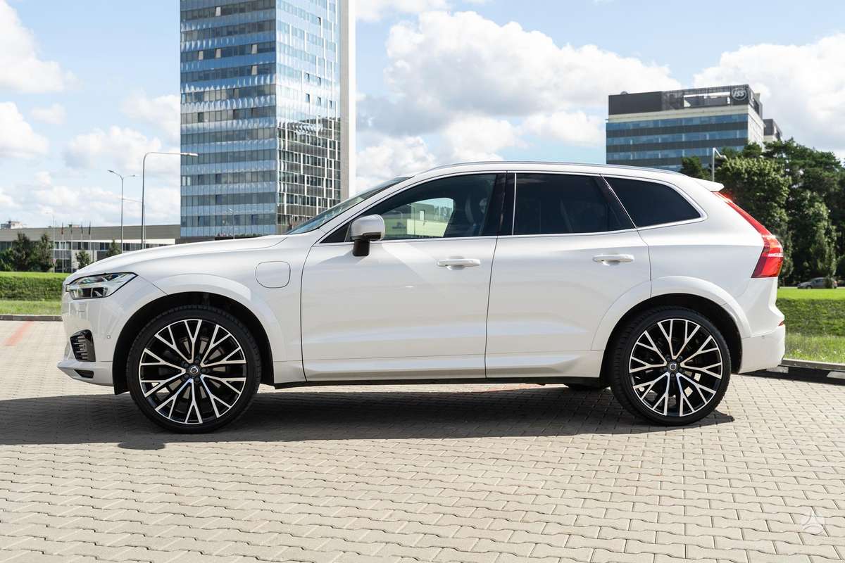 Volvo XC60 - 2