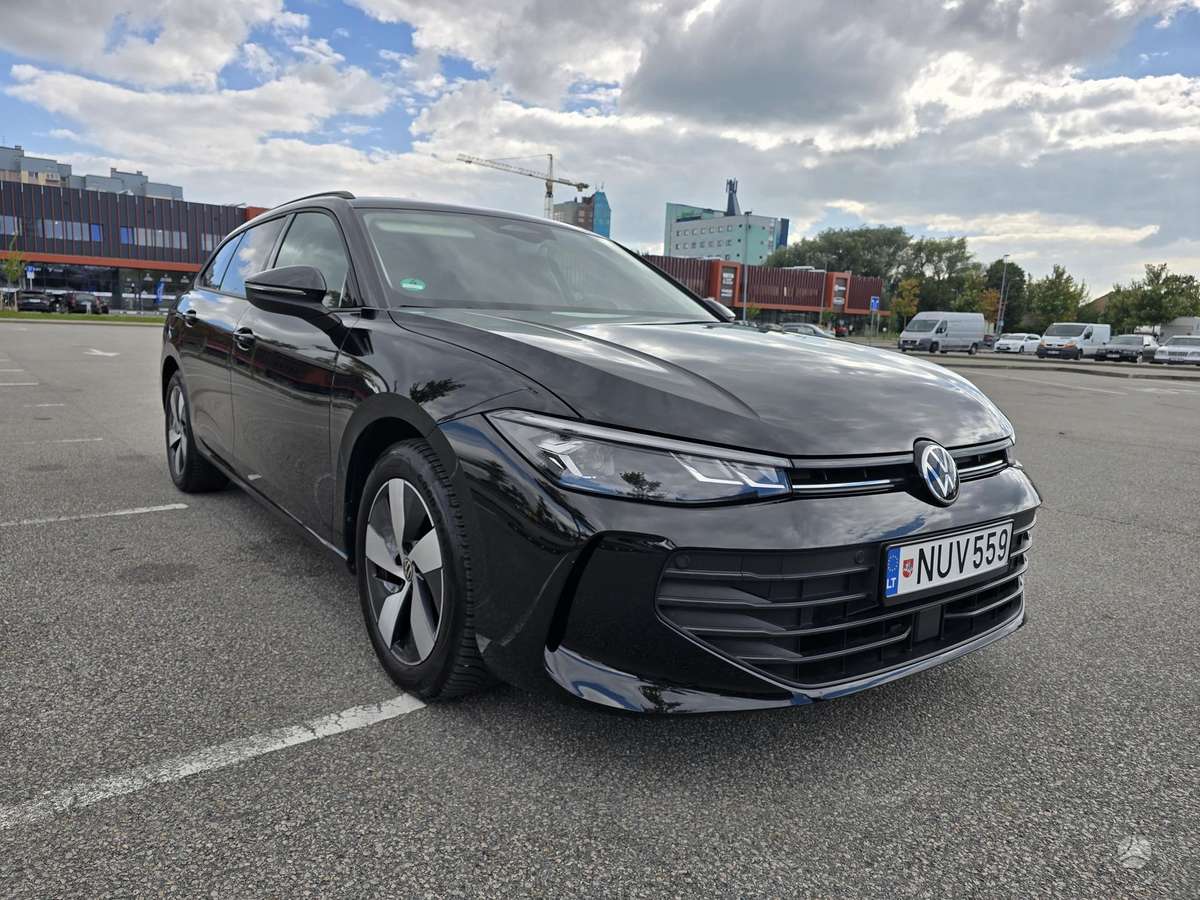 Volkswagen Passat - 2