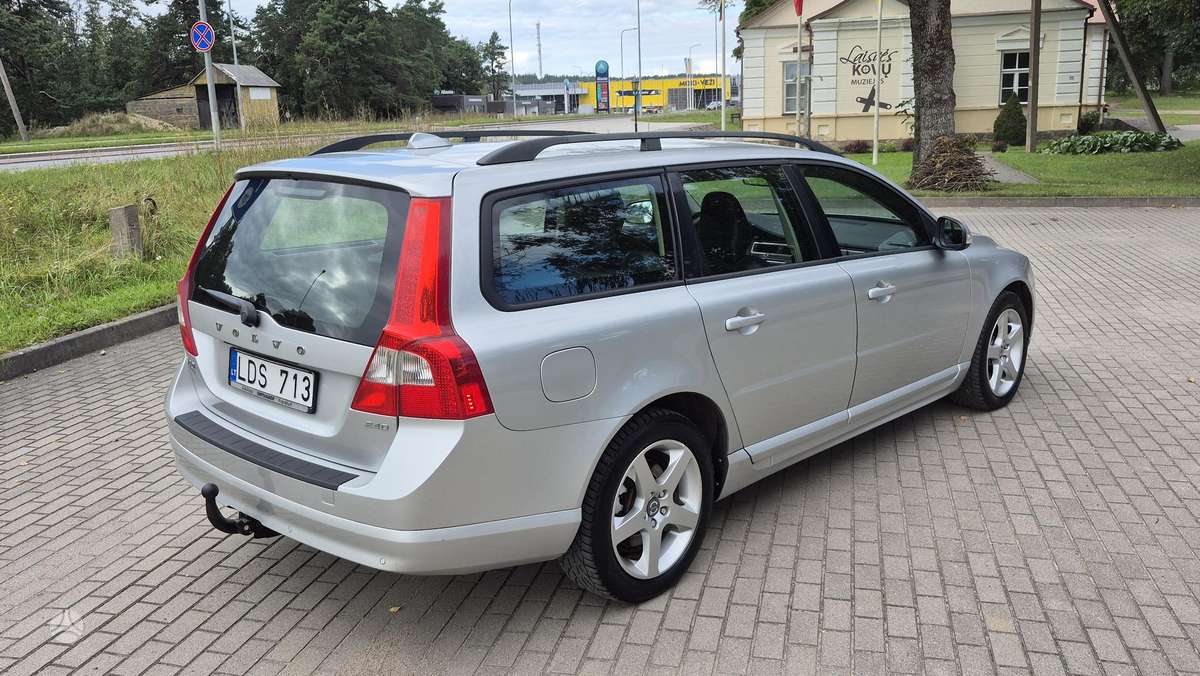 Volvo V70, 2.4 l., Универсал