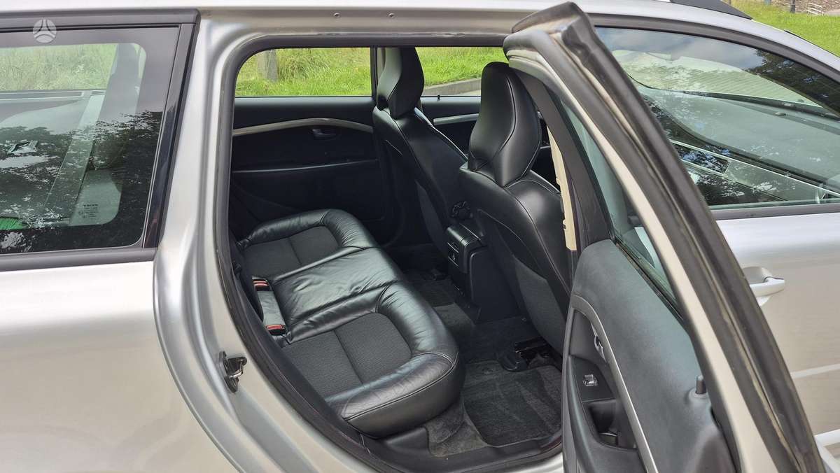 Volvo V70, 2.4 l., Универсал