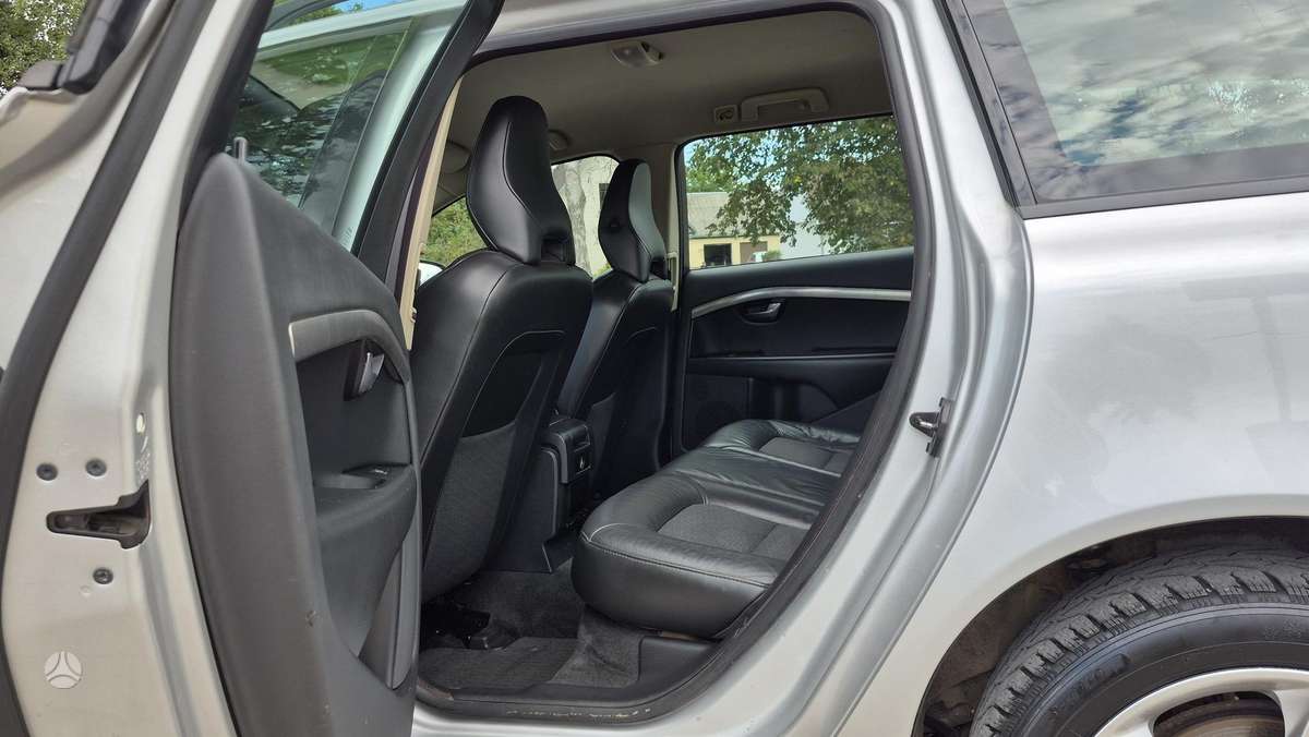 Volvo V70, 2.4 l., Универсал
