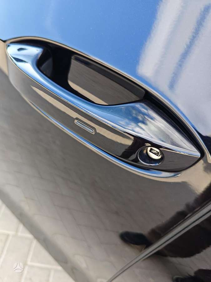 Volkswagen Golf - 7