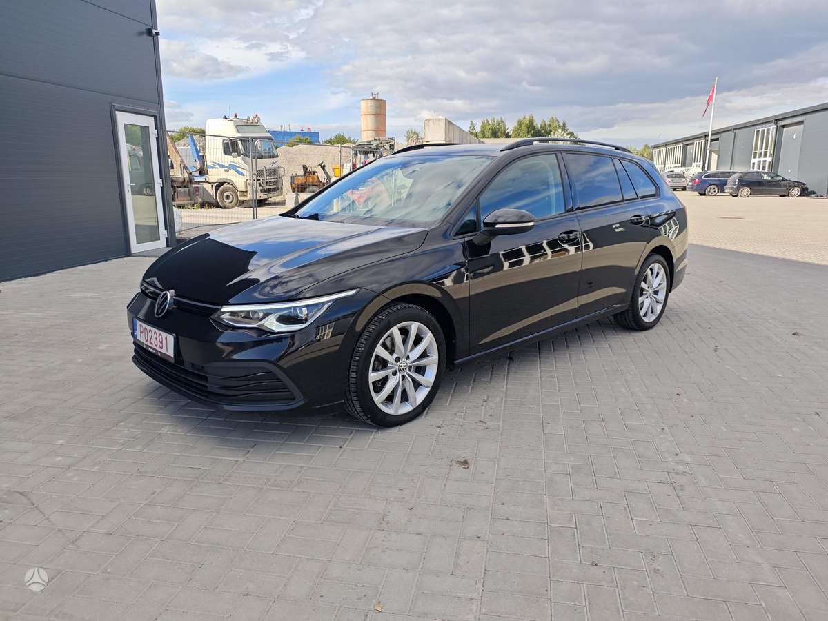 Volkswagen Golf - 1