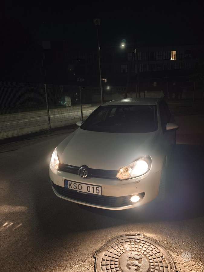 Volkswagen Golf - 3