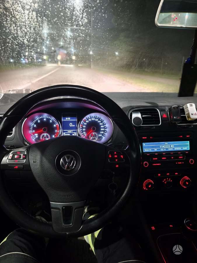 Volkswagen Golf - 7