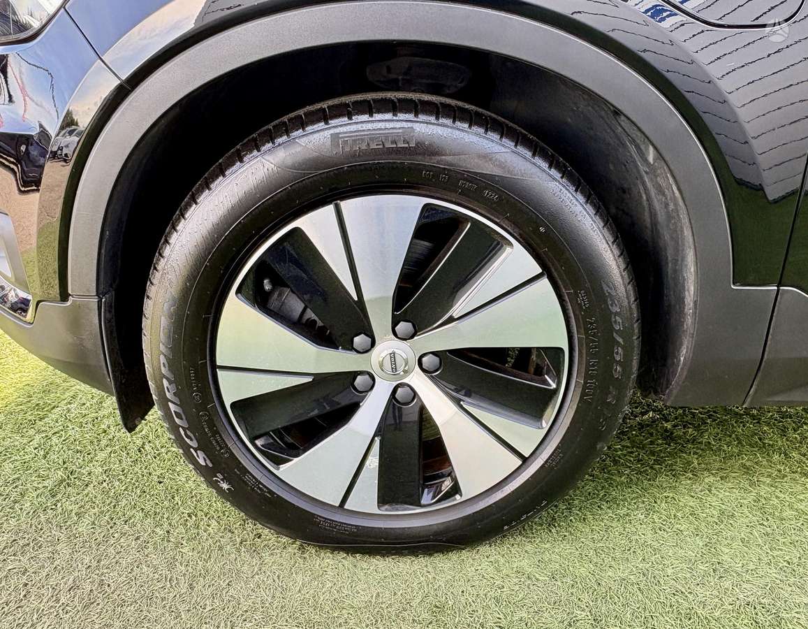 Volvo XC40 - 11